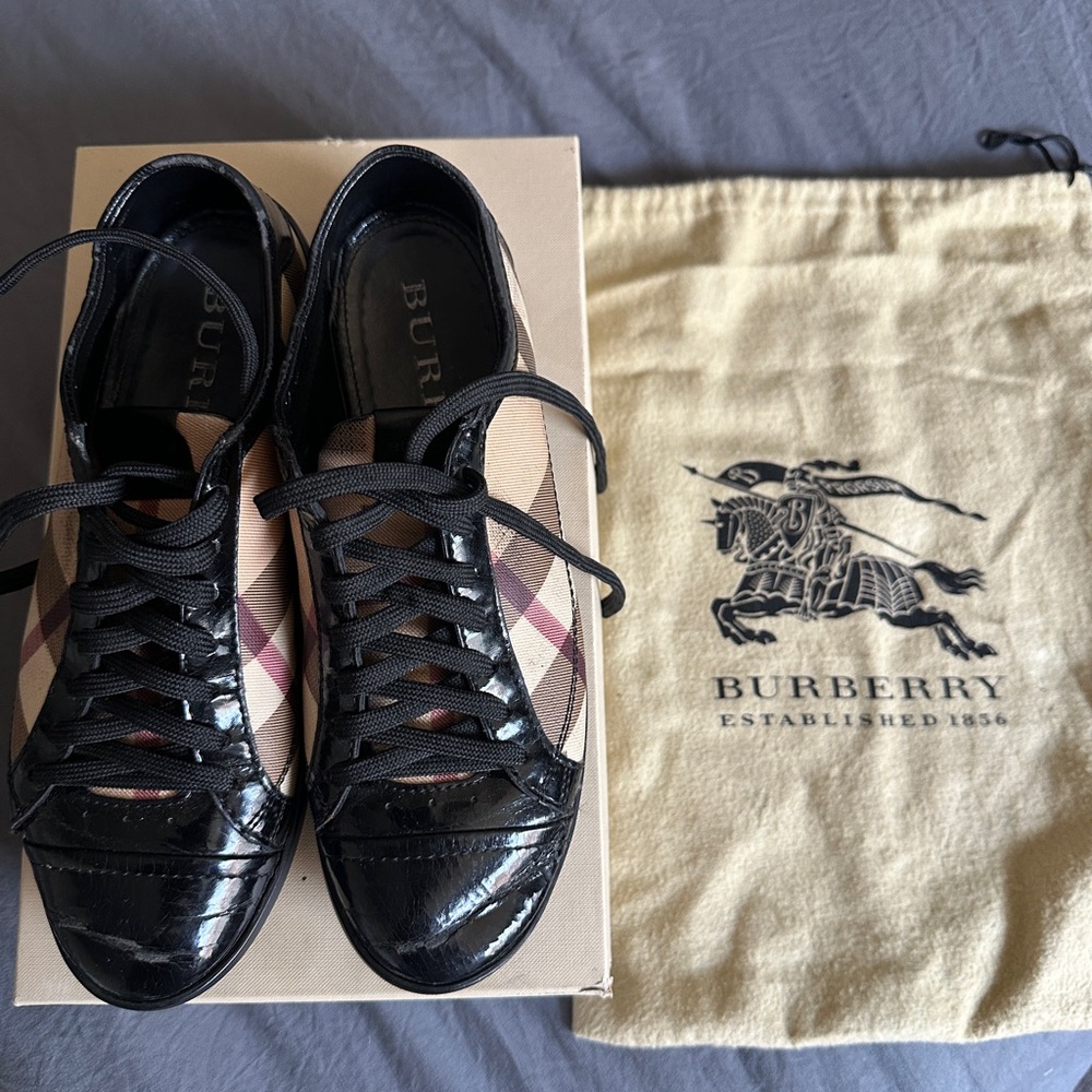 Burberry Plaid Sneakers - Nova Black Accents